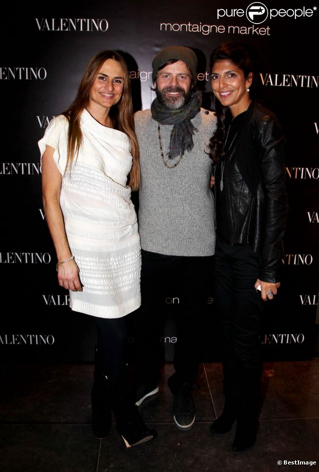 Andrea, Madz Kornerup (fondateur de Shamballa Jewels) et Hoda Roche au lancement du sac Vavavoom de Valentino, vendu en édition limitée et  en  exclusivité au magasin Montaigne Market à Paris, le 25 janvier 2012