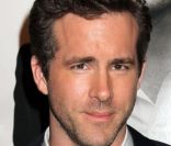 Ryan Reynolds lors de la première de Safe House (Sécurité Rapprochée) au SVA Theater de New York City le 7 février 2012