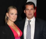 Molly Sims, enceinte et superbe, auprès d'un Ryan Reynolds sexy en célibataire