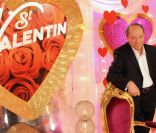 Charles Dumont lors de l'enregistrement de l'émission En attendant la Saint Valentin, diffusée le 13 février 2012 sur France 3