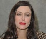Anna Mouglalis le 6 décembre 2011 à Paris pour le défilé Chanel <br />