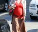 Hilary Duff, sur le point d'accoucher, chouchoute son mari, fraîchement opéré, le 29 janvier 2012 à Los Angeles.