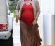 Hilary Duff, sur le point d'accoucher, chouchoute son mari, fraîchement opéré, le 29 janvier 2012 à Los Angeles.
