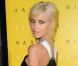 Anja Rubik assiste au lancement de la nouvelle collection Victoria Beckham à Londres. Le 17 février 2012.