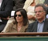 Alain Afflelou et une amie