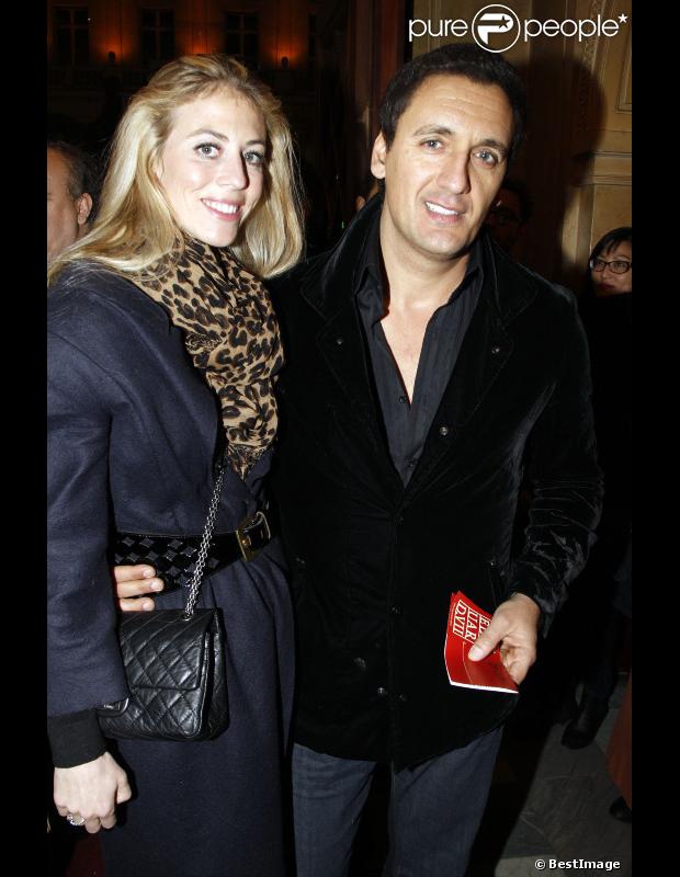 Dany Brillant et sa compagne Nathalie Moury le 12 décembre 2011 à Paris