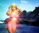 Nicki Minaj en prêtresse sexy et extraterrestre pour le clip olé olé 'Starships'