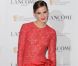 Emma Watson arrive deuxième du classement Glamour UK des personnalités les mieux habillées de l'année.