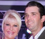 Donald Trump Jr. et son mère Ivana Trump à New York, le 13 septembre 2011.