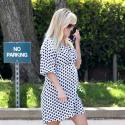 Reese Witherspoon : Très enceinte, elle parade en affichant son gros ventre