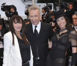 Jean-Paul Gaultier sur les marches du Palais pour la projection de Cosmopolis lors du 65e Festival de Cannes le 25 mai 2012