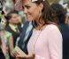 Kate Middleton lors de la deuxième garden party à Buckingham Palace, le 29 mai 2012, dans le cadre des célébrations du jubilé de diamant de la reine Elizabeth II. La duchesse de Cambridge porte la même robe Emilia Wickstead que précédemment pour le déjeuner de la souveraine à Windsor, le 18 mai, et un chapeau Jane Corbett.