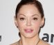 Rose McGowan, très en beauté pour la troisième édition du gala Inspiration de l'amfAR à la New York Public Library. New York, le 7 juin 2012.