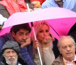 Adriana Karembeu et André Ohanian lors de la finale de Roland-Garros entre Rafael Nadal et Novak Djokovic le 10 juin 2012 à Paris