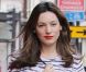 Photo exclusive : Kelly Brook, souriante dans les rues de Londres, le 14 juin 2012.