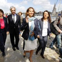 Ségolène Royal soutenue par Martine Aubry et Cécile Duflot à La Rochelle, le jour du fameux tweet de Valérie Trierweiler, le 12 juin 2012.