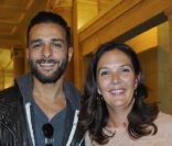 Maxim Nucci et la sculpteuse Juliette Canet de Crozals à l'inauguration de l'exposition Juste Humain, à la galerie Saint Germain de l'université Paris Descartes, le 18 juin 2012.