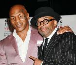 Mike Tyson et Spike Lee présentent le spectacle de Undisputed Truth, à Broadway, le 18 juin 2012