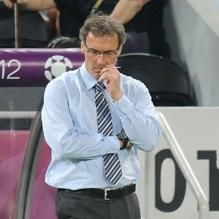 Laurent Blanc lors de la défaite de l'équipe de France en quart de finale de l'Euro 2012 face à l'Espagne (2-0) le 23 juin 2012 à Donetsk