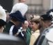 En présence de Kate Middleton, le prince William (tous deux connus sous le titre de comte et comtesse de Strathearn en Ecosse) a été fait le 5 juillet 2012 chevalier de l'ordre du Chardon en la cathédrale Saint Gilles d'Edimbourg, comme décidé par Elizabeth II au mois de mai en cadeau pour les 30 ans de son petit-fils.