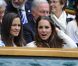 Kate Middleton et sa soeur Pippa étaient réunies à Wimbledon pour encourager depuis la loge royale Andy Murray en finale du tournoi londonien, dimanche 8 juillet 2012. Malgré l'Andymania de toute la nation et des people, l'Ecossais s'est incliné face à Roger Federer, victorieux pour la 7e fois à Wimbledon.