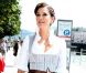 Teri Hatcher a essayé le traditionnel dirndl lors du Festival de Musique de Salzbourg 2012, en Autriche, le 31 juillet