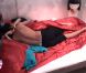 Réveil câlin dans la Love Room pour Thomas et Capucine ( Secret Story 6  - quotidienne du samedi 4 août 2012)