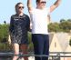 Belle journée pour Lara Stone et David Walliams qui prennent du bon temps sur un yacht à Saint-Tropez le 8 août 2012