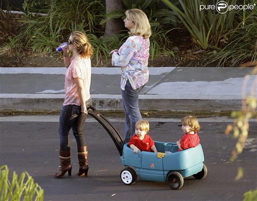Britney Spears est distraite