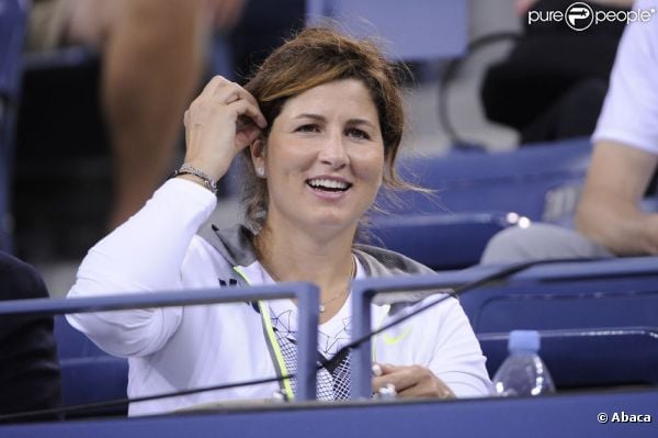 Fotos de Mirka - Página 18 923731-roger-federer-s-wife-mirka-during-0x414-2