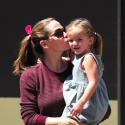 Jennifer Garner : Gros câlins avec Seraphina, toujours dans ses bras