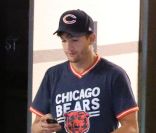 Ashton Kutcher surpris au Cedars-Sinai Hospital de Los Angeles le 4 septembre 2012