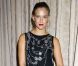 Bar Refaeli, stylée au Vanderbilt Hall pour assister au défilé printemps-été 2013 de Marchesa spring. New York, le 12 septembre 2012.