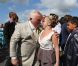 Charlène, la fille de Thierry, est très contente d'assister au mariage de son papa avec Annie. 15 septembre 2012