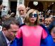 Lady Gaga à la sortie du Park Hyatt, place Vendôme, à Paris, le 22 septembre 2012.