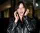 La jolie Daisy Lowe, au téléphone, retrouve sa belle-mère Gwen Stefani le temps d'un dîner au Hakkasan. Londres, le 28 septembre 2012.