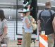  Jennifer Aniston tourne la comédie  We're the Millers  avec un faux bébé et un sombrero, le 25 septembre au Nouveau-Mexique. 