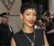 Rihanna souriante à New York, le 1er octobre 2012.