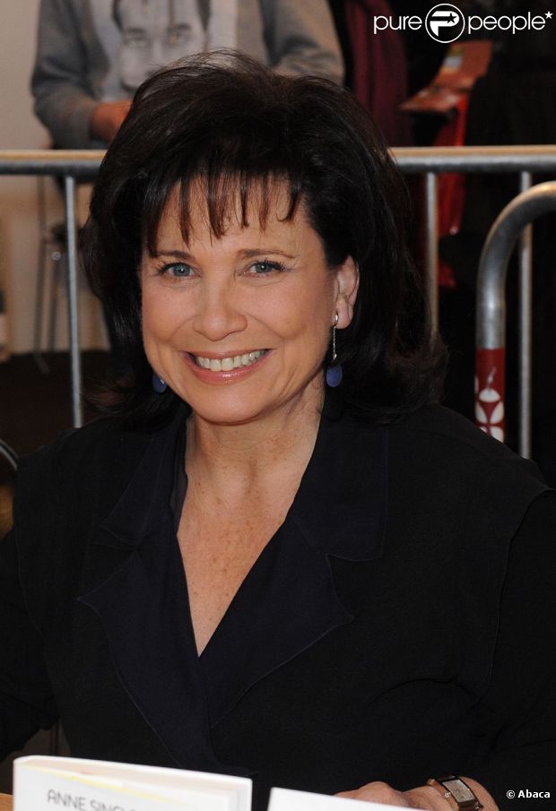 Anne Sinclair à Paris, le 17 mars 2012.
