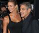Stacy Keibler et George Clooney à la première du film  Argo  de Ben Affleck, le 4 octobre 2012.