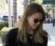 Jessica Alba veille d'un oeil averti sur sa fille Honor et son amie. Los Angeles, le 8 octobre 2012.