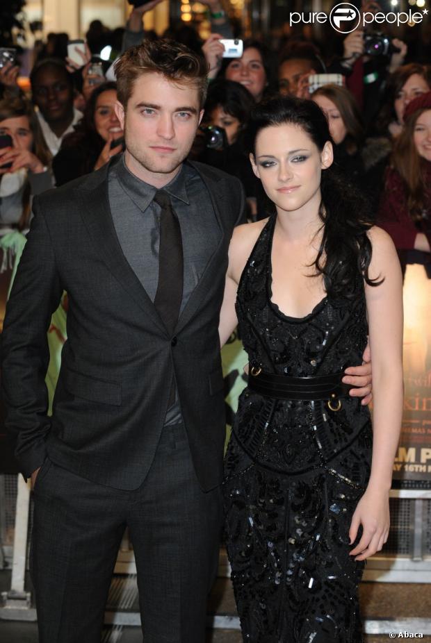 Robert Pattinson et Kristen Stewart à Londres le 16 novembre 2011