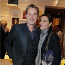 Antoine de Caunes et Daphné Roulier à la présentation de la collection <em>Prismick</em> de Roger Vivier, à Paris le 18 octobre 2012.
