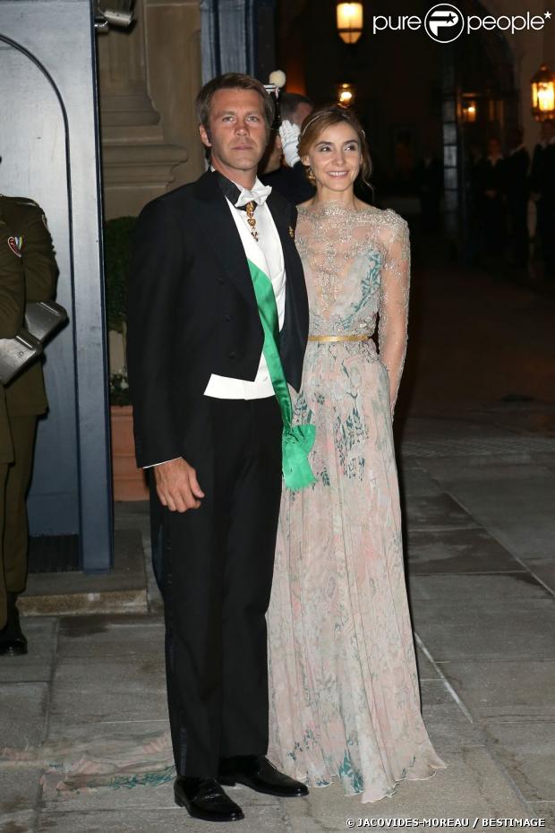 Le prince Emmanuel Philibert et la princesse Clotilde de Savoie - Arrivée des invités au dîner de gala organisé au Palais Grand-Ducal, à l'occasion du mariage du prince Guillaume de Luxembourg et la comtesse Stéphanie de Lannoy à Luxembourg, le 19 octobre 2012.