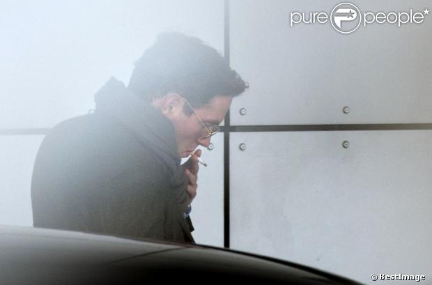 Christopher O'Neill à l'aéroport Arlanda de Stockholm le 25 octobre 2012 pour accueillir sa mère Eva, simultanément à l'annonce de ses fiançailles avec la princesse Madeleine de Suède.