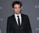 Robert Pattinson sobre et sans Kristen Stewart au  LACMA Art Gala  à Los Angeles le 27 octobre 2012.