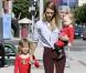 Jessica Alba ses filles Honor et Haven déguisées en  Les Indestructibles , à Los Angeles le 27 octobre 2012.