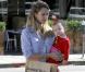 Jessica Alba et Haven  , à Los Angeles le 27 octobre 2012.
