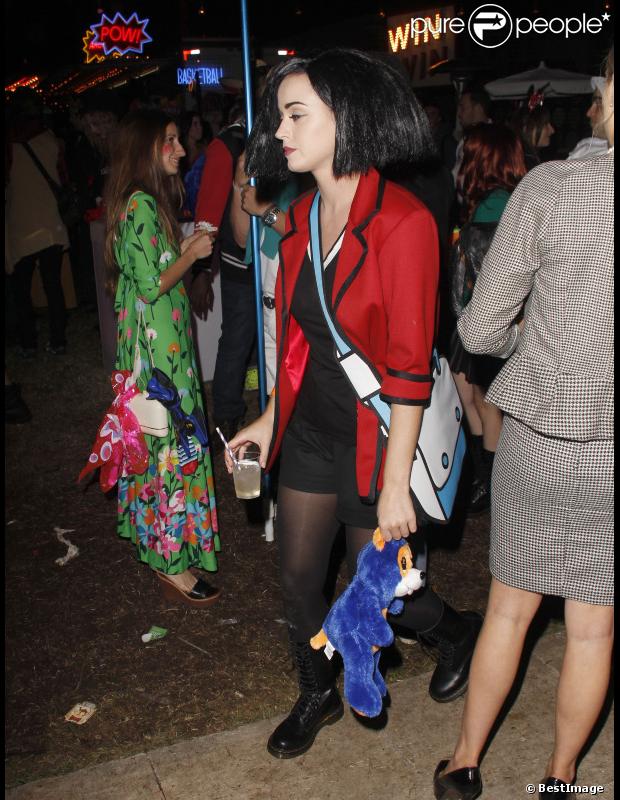 Katy Perry : exceptionnelle en Jane Lane lors de la soirée d'Halloween Hollywood Forever le 31 octobre 2012 à Los Angeles