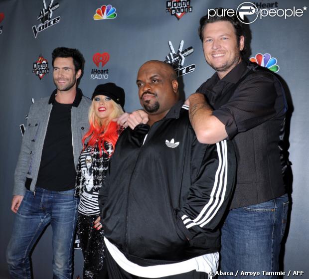 Adam Levine, Christina Aguilera, CeeLo Green et Blake Shelton sur le tapis rouge de 'The Voice' saison 3 à Los Angeles, le 8 novembre 2012.